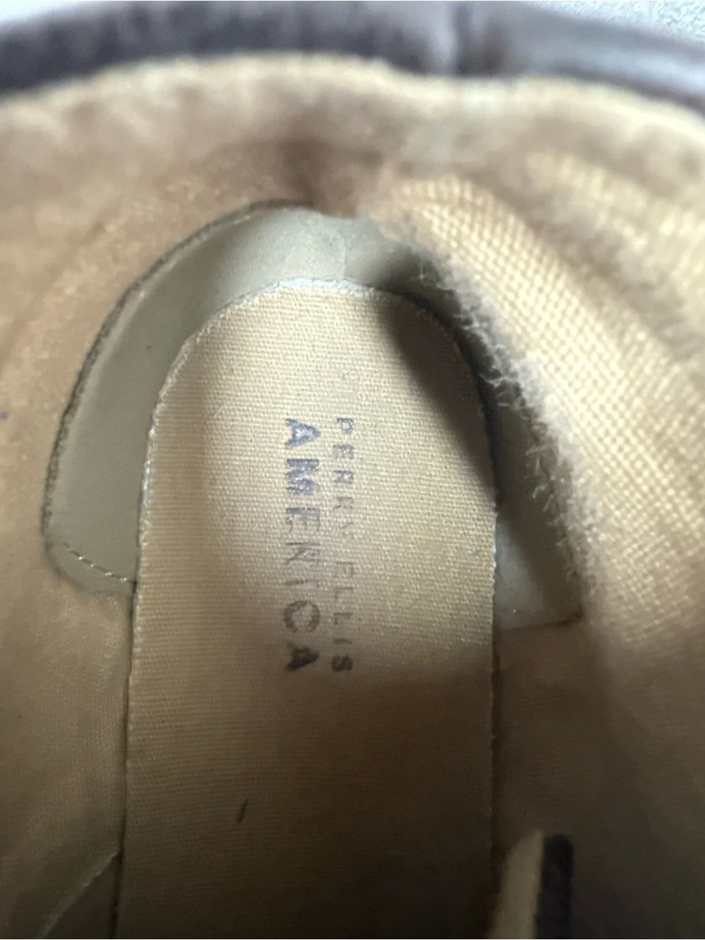 Perry Ellis leather chukka